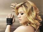 Kelly-Clarkson-64.JPG