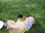 canberra_botanic_garden_picnic_andrew_baby_beer-cDSC03627.JPG