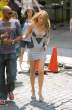 blake_lively_legs_9_big.jpg
