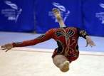 4275_2138_headless-gymnast.jpg