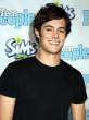Adam Brody (2).jpg