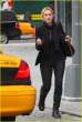 kate-winslet-waves-cab-03.jpg