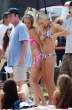 laura_vandervoort_bikini_reef_6_big.jpg