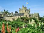 Cawdor Castle, Highland, Scotland 1.jpg