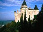 Mecues Castle, France.jpg