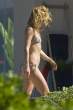 kate_hudson_bikini_new_3_big.jpg