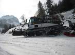 800px-snow_grooming_working_pnr__0014.jpg