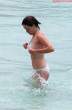 shannen_doherty_caught_sunbathing_topless_003.jpg
