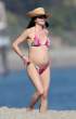 Selma_Blair_at_the_beach_in_Malibu_17.jpg