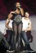 MCFan_for_celeblounge02-12-2010+00-00_23.jpg