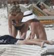 Kate_Bosworth_Bikini_Candids_on_the_Beach_in_Mexico_April_10_2011_10.jpg