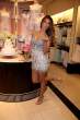 lily_aldridge_pant_smell_7.jpg