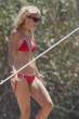 gwyneth-paltrow-bikini-italy-06-480x720.jpg