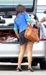 Zooey_Deschanel_on_set_004.jpg