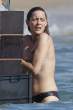 marion-cotillard-topless-rust-and-bones-set-02-830x1245.jpg