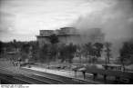 Bundesarchiv_Bild_183-S76936,_Berlin,_Sprengung_des_Zoobunkers.jpg