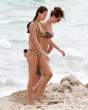 950209853_behati_prinsloo_01_122_98lo.jpg