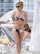 chloe-sevigny-bikini-black-white-tie-dye-miami-08-435x580.jpg