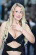 rebecca_ferdinando_boobs_face_diversion_11.jpg