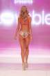 jennifer_hawkins_bikini_runway_t_5.jpg