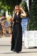 Mena_Suvari_dressed_black_top_long_skirt_goes_0F0wilQwjQpx.jpg