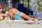 Rachel Hunter Bikini Malibu 07-07-13 (8).jpg