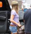 Jennifer_Aniston_-_on_the_set_of_Squirrels_to_the_Nuts_in_NYC_002.jpg
