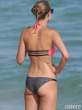julie-henderson-bikinis-in-miami-06-435x580.jpg