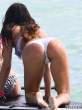 claudia-romani-paddleboarding-with-her-friend-in-miami-03-435x580.jpg
