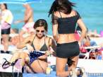logan-fazio-shooting-claudia-romani-on-the-beach-06-580x435.jpg
