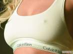 Rita-Ora-Strips-Down-to-Her-Calvins-on-Stage-at-G-A-Y-Nightclub-10-580x435.jpg