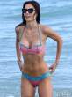 julia-pereira-takes-a-bikini-dip-in-miami-03-435x580.jpg