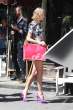 taylor-swift-at-a-photoshoot-in-west-village_10.jpg
