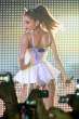 Ariana-Grande-32.jpg