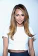 Naya_Rivera_Backstage_Michael_Kors_Show_6JhwGwa7eiTx.jpg