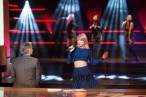 taylor-swift-on-stage-performing-on-le-grand-journal-_4.jpg