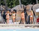Alessandra Ambrosio, Behati Prinsloo, Lily Aldridge, Candice Swanepoel_09.01.2015_DFSDAW_001.jpg