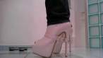 walking in sexy high heels 7 inch 18 cm.mp4_000023432.jpg