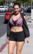 kelly-brook-looking-fit-as-she-leaves-her-workout-class_8.jpg