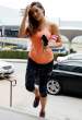 kelly-brook-heading-to-the-gym-in-la_16.jpg