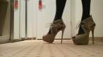 walking in beige sexy high heels 7 inch 18 cm.mp4_000059504.jpg